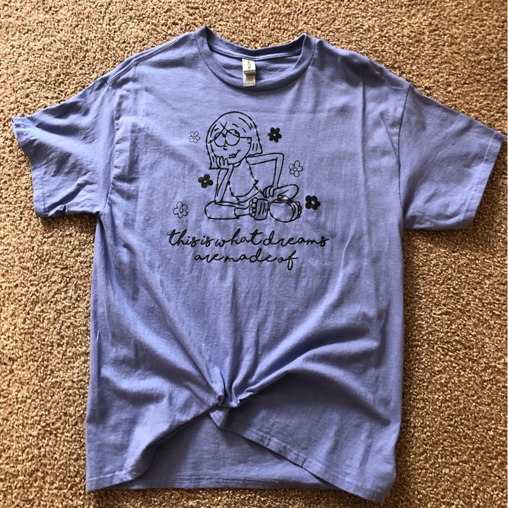 Violet Adult unisex Lizzie shirt